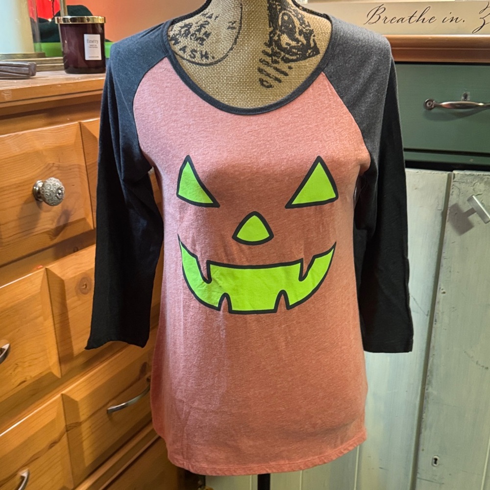 L.O.L. Vintage Pumpkin Tee
